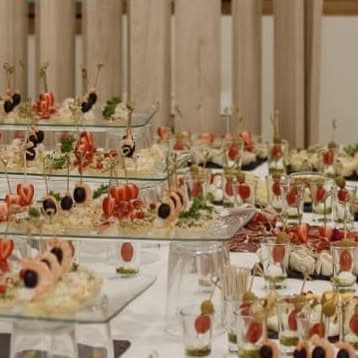 Colección de tapas artesanas y aperitivos gourmet - 5