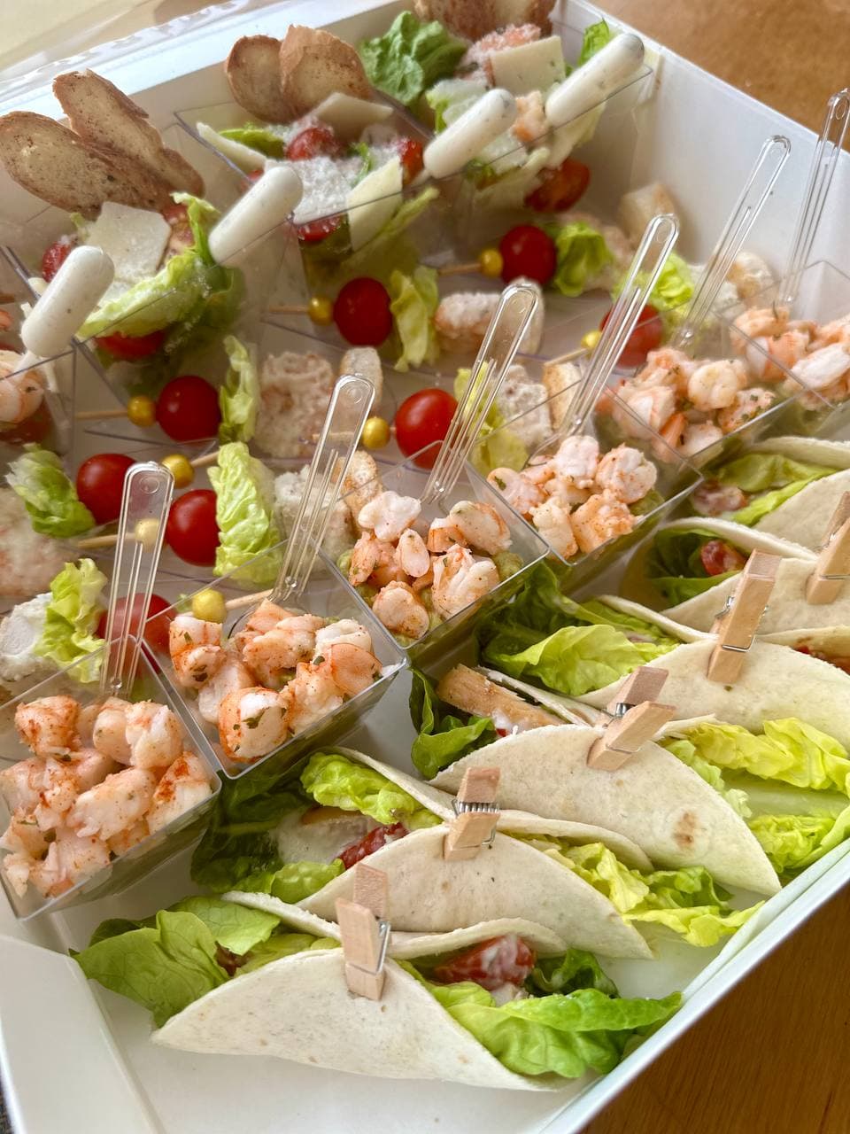 Box Caesar — Gourmet tapas catering delivery in Alicante | Reina de Tapas