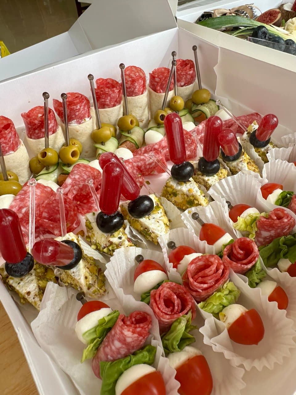 Box Lady's Whim (foto 2) — Gourmet tapas catering delivery in Alicante | Reina de Tapas